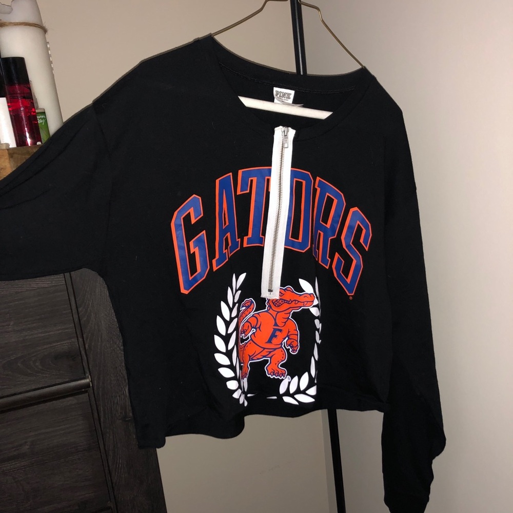 Cropped long sleeve UF Gators shirt